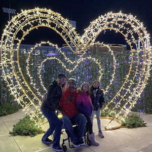 2024 decorazione di nozze all'aperto illuminazione di san valentino ha condotto la lettera di amore luce a forma di cuore motivo ad arco a LED - Product Image 5