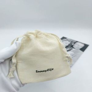 Sac en coton pour bijoux 15x20cm, logo personnalisable, sacs en coton mousseline avec cordon de serrage, pochette cadeau, à utiliser pour les bijoux, les parfums - Product Image 6