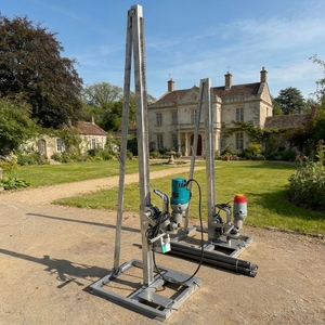 Foreuse électrique portative de 2,5 kW pour puits <span class=keywords><strong>d</strong></span>'eau, petite machine de <span class=keywords><strong>forage</strong></span> rotative, profondeur max. 60 m, portée de <span class=keywords><strong>forage</strong></span> de 60 mm à 200 mm - Product Image 2