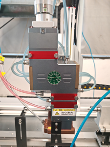 Plateforme de machine de trempage laser à fibre 5 axes, machine automatique de durcissement de surface pour moules métalliques, arbres et engrenages, avec support et échantillon gratuit pour test - Product Image 1