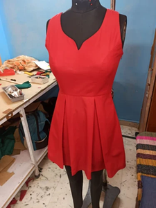 Vestido de niña con diseño bordado en tela de algodón, listo para la venta, a la venta por exportadores. - Product Image 2