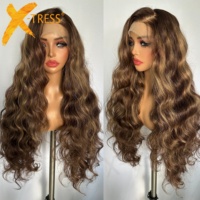 Perruque Synthétique X-TRESS 6*13 Dentelle Frontale Mèches Ondulées Profondes Sans Colle pour Femmes Noires