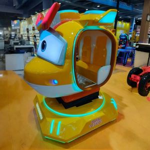 Équipement de divertissement - Console de jeux vidéo. Les enfants prennent place dans la balançoire en fibre de verre de l'ascenseur Star Police. - Product Image 2