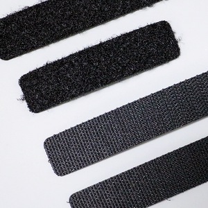 Kait dan <span class=keywords><strong>Loop</strong></span> nilon murni yang mendukung bentuk dan panjang pendukung perekat dan tahan suhu tinggi - Product Image 4