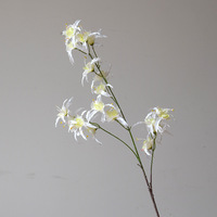 D551 Fleurs artificielles en soie de lys araignée en gros avec moulage semi-manuel pour la décoration florale de la maison, du salon et des espaces commerciaux