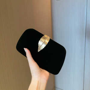 Bolsos Pequeños de Lujo para Mujer, Plisados, Formales, con Cierre de Hojas Metálicas, Bolso de Mano para Fiesta de Boda, Novia - Product Image 5