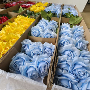 Commercio all'ingrosso di alta qualità testa vera e propria mano in lattice fiori artificiali bianco rosa rosa blu <span class=keywords><strong>rose</strong></span> matrimonio festa della mamma a casa - Product Image 6