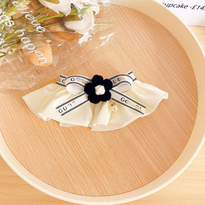 Luxe Floral Chat Chien Nouvel An Écharpe Accessoires Pour Animaux De Compagnie Style Camélia Bavoir Chaton Chiot Vêtements Robe Écharpe Col Bandana Bavoirs - Product Image 6