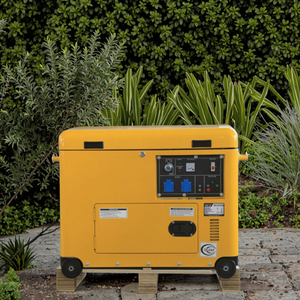 เครื่องกำเนิดไฟฟ้าดีเซลแบบพกพา 50Hz/60Hz เงียบพิเศษ 10kw 10kva ระบายความร้อนด้วยน้ำ ป้องกันเสียงรบกวน สำหรับใช้ในบ้าน พร้อมระบบ ATS ไดนาโมทองแดง 100% - Product Image 1
