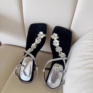 Sandales élégantes à bout carré, à fleurs, à une bride, style minimaliste chic, style romain, chaussures d'été pour femmes, mode outdoor - Product Image 1