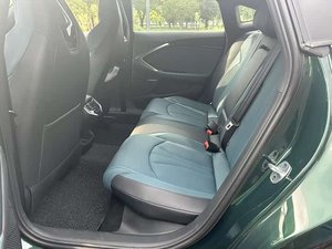 <span class=keywords><strong>Auto</strong></span> Usata MG7 Modello 2023 2.0T Automatica Trophy+ 5 Posti Liftback Veicolo a Benzina Turbo R19 Guida a Sinistra Jiben <span class=keywords><strong>Auto</strong></span> - Product Image 6