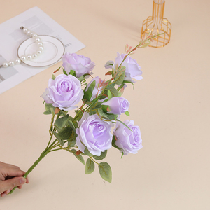 <span class=keywords><strong>Corolle</strong></span> artificielle de luxe nordique <span class=keywords><strong>Rose</strong></span> fleurs en soie légère pour les arrangements de mariage maison salon décoration saint valentin - Product Image 3