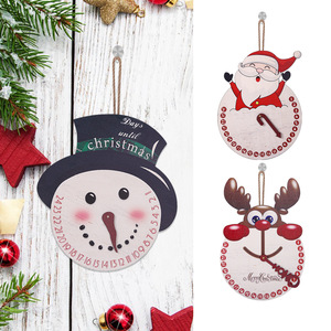 Nuevo Adorno Colgante de Madera <span class=keywords><strong>para</strong></span> Puerta con Diseño de Dibujos Animados de Papá Noel, Alce y Muñeco de Nieve, con Reloj y Cuenta Regresiva Navideña - Product Image 2