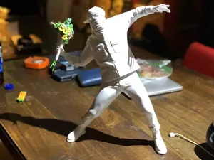 Dropship Banksy Boy Toss Flower Boy Free White Trend Scultura Artistica in Resina per Decorazione Domestica - Product Image 4