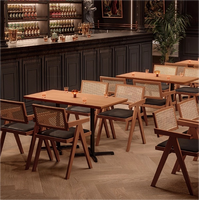Ensembles de chaises de table de café de bar en bois massif vintage personnalisables pour taverne Western Restaurant Tea House pour salon Cafe Decor