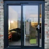 Balcon commercial moderne en acier inoxydable avec cadre coulissant en alliage d'aluminium, double vitrage transparent et isolation phonique