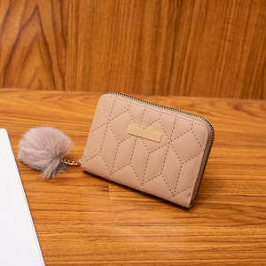 <span class=keywords><strong>2023</strong></span> femmes élégant mince en cuir portefeuille Mini mignon court sacs à main fermeture éclair Anti-vol Chic chaînes perle pas cher Mini mignon mince cuir - Product Image 3