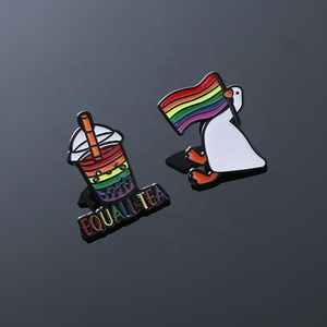 Bros hewan kucing pelangi kartun kustom gaun Bebek kucing hitam warna-warni lucu Aksesori menyenangkan pin kerah lencana untuk hadiah - Product Image 2