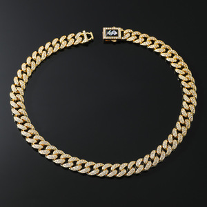 สร้อยคอแฟชั่นทรงเรขาคณิตแบบเรียบง่าย สไตล์ฮิปฮอป วัสดุอัลลอยด์ สำหรับผู้ชาย ขายดีประจำปี 2026  รับผลิตตามแบบ  ขายส่งเครื่องประดับ - Product Image 3