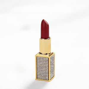 Pensil Lip Liner Vegan Matte Tahan Air Melembapkan Tahan Lama Private Label Fashion, Kit Lipstik Krim Mineral, Kotak Lipstik - Product Image 3