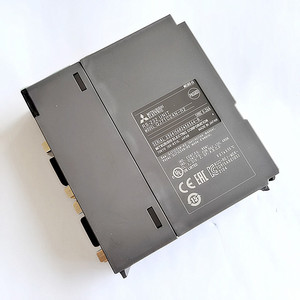 Module de communication Mitsubishi Electric Q Series PLC QJ71C24N R2 RS485 pour l'automatisation industrielle - Product Image 2