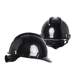 خوذة أمان عالية الجودة بنمط ألياف الكربون معتمدة من OSHA، خوذة بناء كاملة الحافة مع أربطة رأس V/T/دائرية - Product Image 3