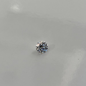 Diamante de 1 quilate DEF con Claridad VVS-VS, Corte Redondo Excelente, Color Fancy, Diamante Sintético IGI HPHT CVD Cultivado en Laboratorio - Product Image 3