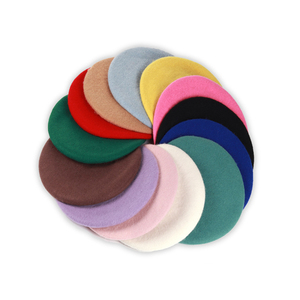 Hochwertiger Fabrik preis 100% Wolle Mehr farben mit individuellem Stick logo Baskenmütze nhut für Frauen - Product Image 1