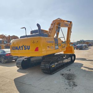 Se Vende una Excavadora Compacta Usada Komatsu PC220 de 22 Toneladas a Bajo Precio - Product Image 2
