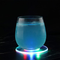 Leuchtende Sensor-Vibrations-Untersetzung mit USB-Aufladung, 7 Farbwechsel, RGB-Matte für Auto und Bar, LED-Untersetzer