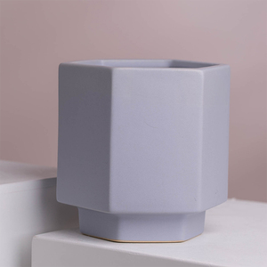 Maceta decorativa de porcelana con forma hexagonal para jardín, diseño moderno <span class=keywords><strong>del</strong></span> <span class=keywords><strong>norte</strong></span> de Europa - Product Image 2