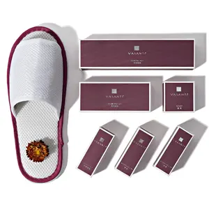 Kit de artículos de tocador secos desechables personalizados para hotel, suministros ecológicos para aerolíneas de viaje de lujo, conjunto de servicios con logotipo