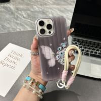 Accessoires électroniques : Coque de téléphone papillon avec dragonne pour iPhone 15 Pro Max, 16, 14 Plus, 13, 12, 11 – Idéale pour filles et femmes