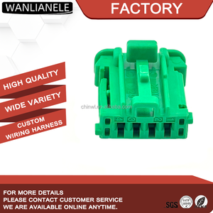 Connecteur <span class=keywords><strong>de</strong></span> câblage <span class=keywords><strong>de</strong></span> feu arrière <span class=keywords><strong>de</strong></span> <span class=keywords><strong>plaque</strong></span> <span class=keywords><strong>d</strong></span>'<span class=keywords><strong>immatriculation</strong></span> <span class=keywords><strong>de</strong></span> voiture à 4 broches 98817-1045 - Product Image 2