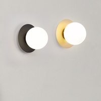 Lampe murale de chevet de chambre à coucher de luxe moderne avec lumière LED pour l'éclairage de table de couloir d'escalier d'hôtel d'arrière-plan de salon