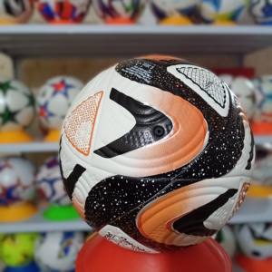 Ballon de football professionnel de haute qualité taille 5 en cuir thermocollé pour l'entraînement sportif en extérieur, personnalisable - Product Image 2