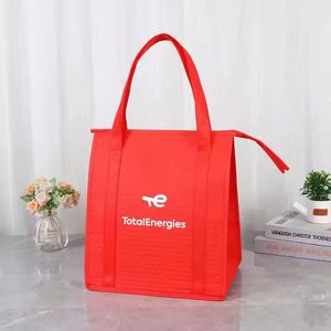 Sac isotherme personnalisé en non-tissé, écologique et jetable, avec poignée souple et isolation en feuille d'aluminium pour repas à emporter - Product Image 2