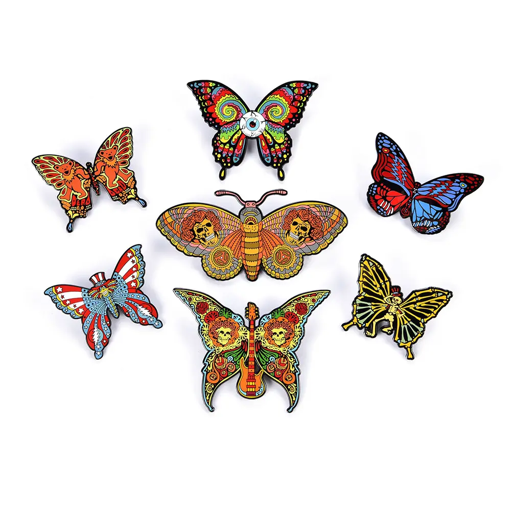 Grosir Kartun Kromatik Pencetakan Kerah Pin Hewan Logam Kuningan Hadiah Kupu-kupu Lencana untuk Pakaian