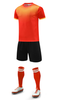 Setelan Jersey Sepak Bola Anak Unisex Kustom Bahan Polyester Bernapas, Seragam Tim Sepak Bola dengan Nama dan Nomor Tim, Termasuk Celana Pendek