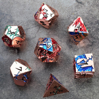 Fabricant de jeux de dés en métal polyédriques personnalisés en gros, dés en alliage de zinc colorés Dragon, dés DND pour DND et jeux de société RPG