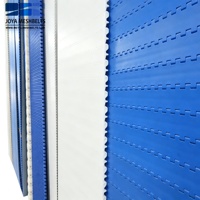 Bande transporteuse modulaire en plastique de type grille, personnalisée en usine, pour un déplacement linéaire, destinée à l'emballage en bouteille