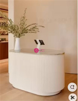Yicheng Beauty meilleure vente bureau de réception personnalisé comptoir de Salon de beauté petite Table de réception salon de manucure bureau de réception circulaire