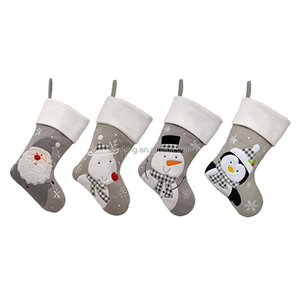 Calcetines Navideños Rojos de Gran Tamaño con Diseño Personalizado, Bordado, de Poliéster, para Colgar en la Chimenea, con Muñeco de Nieve y Santa Claus, Regalo de Navidad - Product Image 3