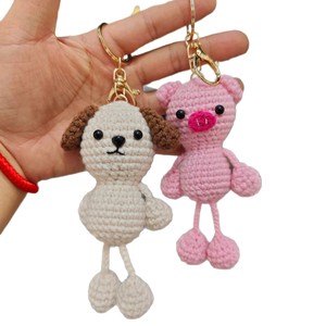 <span class=keywords><strong>Portachiavi</strong></span> Amigurumi Fatto <span class=keywords><strong>a</strong></span> Mano, Lavorato <span class=keywords><strong>a</strong></span> <span class=keywords><strong>Maglia</strong></span> e Uncinetto, <span class=keywords><strong>a</strong></span> Forma di Carota, Orso, Coniglio, Maiale, Cane, Cucciolo, Rana, Tigre, Pecora, Bambola, Ciondolo per Borsa, Animale Carino - Product Image 5