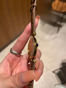 Reloj mecánico automático moderno y elegante, correa de piel de vaca con estampado de cocodrilo marrón, resistente al agua para uso diario - Product Image 4