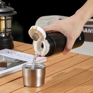 Termo Aislado Tomic de 500 ml, Botella de Agua de Acero Inoxidable para Viaje con Tapa y Correa para Té y Café - Product Image 2