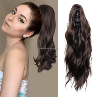 Queue de Cheval Courte pour Femmes, Ondulée Naturelle, en Fibre Synthétique Haute Température Ininflammable, avec Pince Griffe, Extensions de Cheveux à Trame Unique