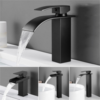 Robinet mélangeur de lavabo moderne carré en acier inoxydable SUS304 à montage sur plan avec cartouche en céramique