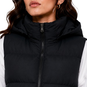 2026 New Fashion Black Sleeveless Puffer Vest <strong>Ladies</strong> Insulated Down <strong>Gilet</strong> <strong>with</strong> Button Closure for Layering - Product Image 5