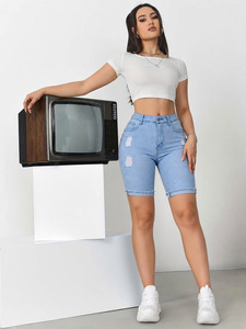 Short en <span class=keywords><strong>jean</strong></span> skinny bleu clair déchiré avec <span class=keywords><strong>ourlet</strong></span> <span class=keywords><strong>effiloché</strong></span> pour sorties décontractées et vacances, taille mi-haute, délavage clair, extensible, pour <span class=keywords><strong>femme</strong></span> - Product Image 5